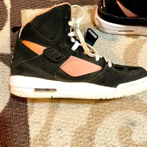Jordan Flight 45 Shoe Black/Rose Gold/White size 7